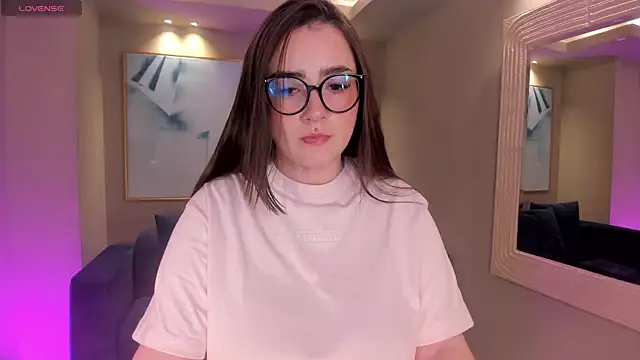 SarahRhodes  online show from 09.30.25