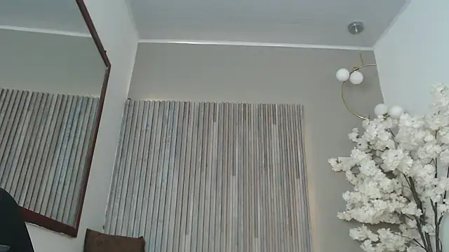 Michellee 20 online show from 09.27.25