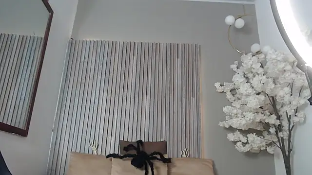 Michellee 20 online show from 10.12.25