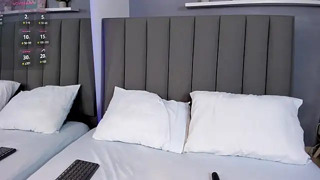 anagil  online show from 11.28.25