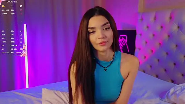 Snapshot of MarciaMarshall chatting on 11.25.25 MarciaMarshall online show from 11.25.25