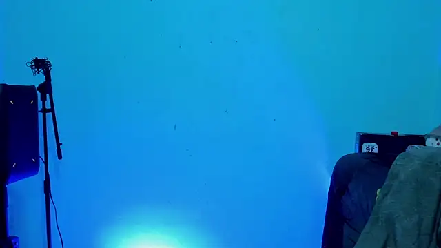 zeus 7777 online show from 04.18.26