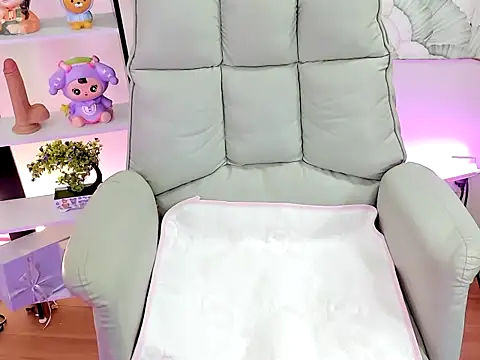 Mix-MiuMiu online show from 12.03.25