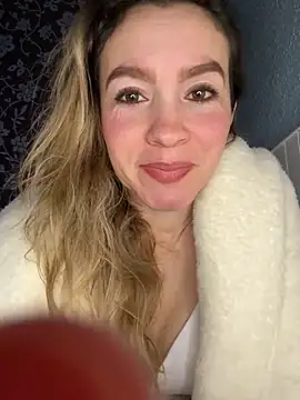 Snapshot of BritgetPsychol chatting on 09.29.25 BritgetPsychol online show from 09.29.25