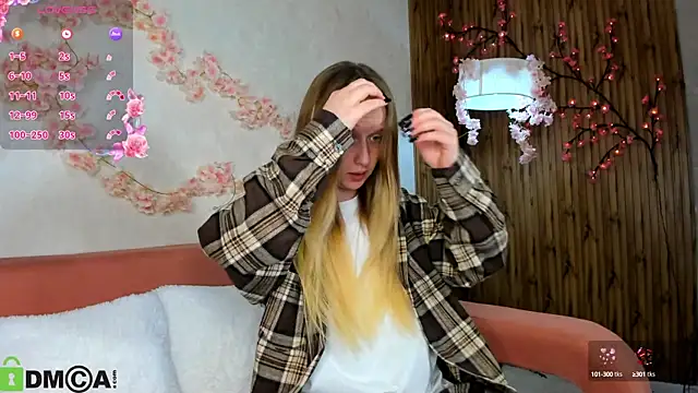 Snapshot of Rina_Panic chatting on 09.24.25 Rina Panic online show from 09.24.25