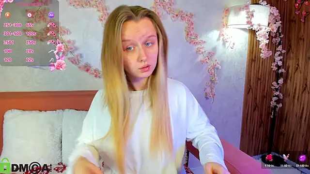 Snapshot of Rina_Panic chatting on 10.06.25 Rina Panic online show from 10.06.25