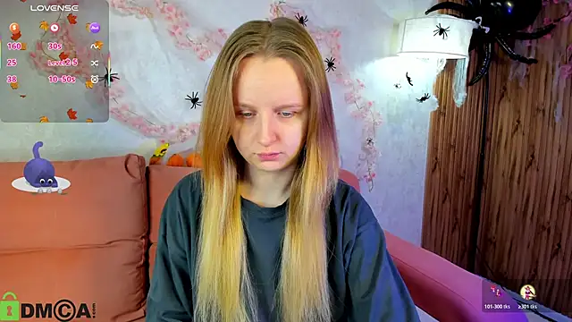 Snapshot of Rina_Panic chatting on 10.19.25 Rina Panic online show from 10.19.25