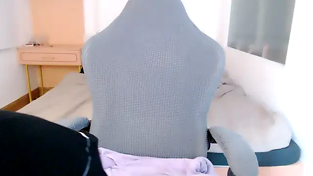 Snapshot of Cam-Ly chatting on 07.14.26 Cam-Ly online show from 07.14.26