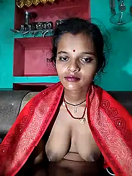 Snapshot of Maya_bhoji chatting on 10.12.25 Maya bhoji online show from 10.12.25