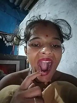 Snapshot of Maya_bhoji chatting on 07.08.26 Maya bhoji online show from 07.08.26