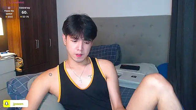 Snapshot of Addictiveboi chatting on 11.03.25 Addictiveboi online show from 11.03.25