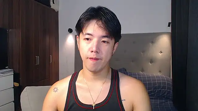 Snapshot of Addictiveboi chatting on 11.10.25 Addictiveboi online show from 11.10.25