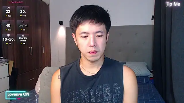 Snapshot of Addictiveboi chatting on 01.09.26 Addictiveboi online show from 01.09.26