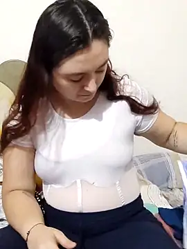 Anaa Rose online show from 11.01.25