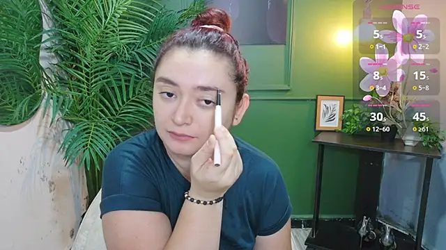 Snapshot of Anaa_Rose chatting on 05.19.26 Anaa Rose online show from 05.19.26
