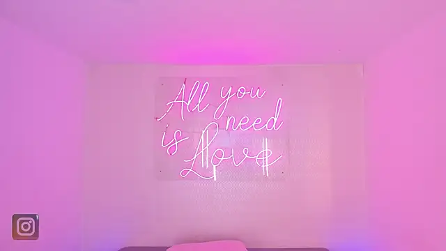 aleksandramiller  online show from 01.06.26