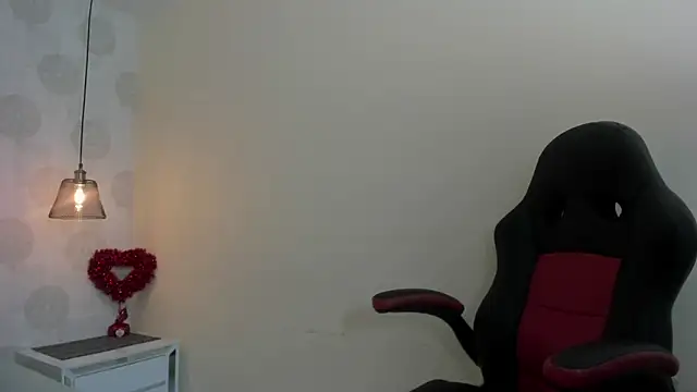 GIANAMILLER6 online show from 03.30.26