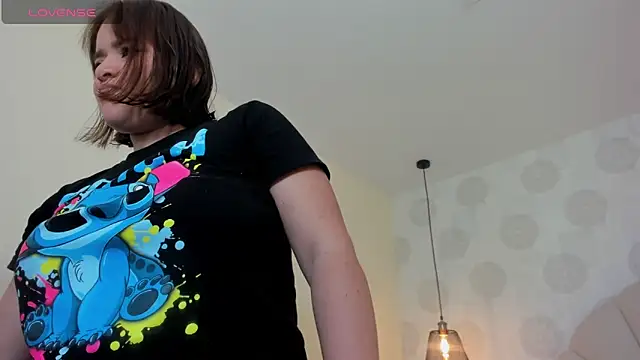 GIANAMILLER6 online show from 04.18.26