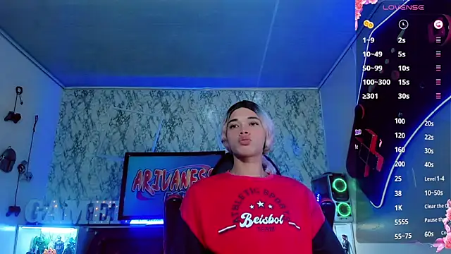 Madison Mujica online show from 10.18.25