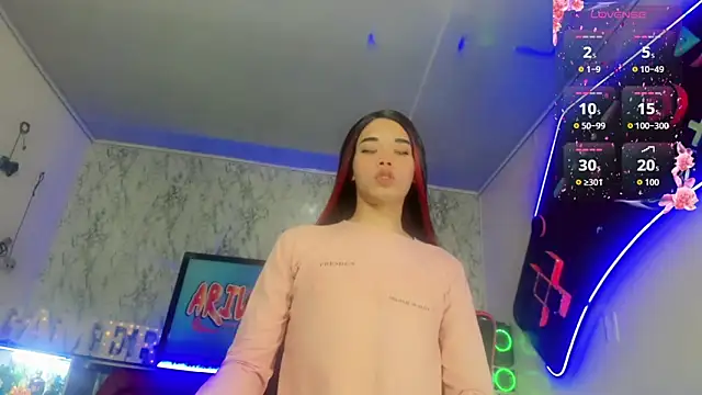 Madison Mujica online show from 10.29.25