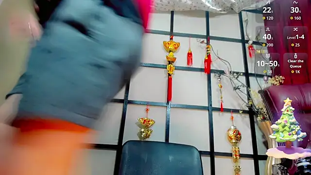 Madison Mujica online show from 11.30.25