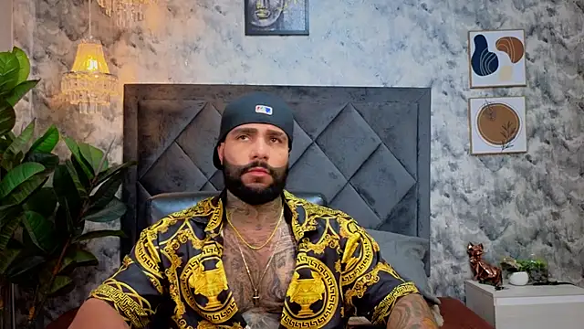 Snapshot of Apolo_rousse1 chatting on 11.06.25 Apolo rousse1 online show from 11.06.25