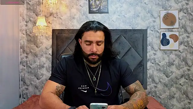 Snapshot of Apolo_rousse1 chatting on 11.27.25 Apolo rousse1 online show from 11.27.25