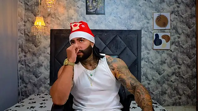 Snapshot of Apolo_rousse1 chatting on 11.30.25 Apolo rousse1 online show from 11.30.25