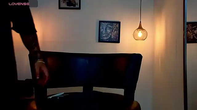 Snapshot of Apolo_rousse1 chatting on 05.27.26 Apolo rousse1 online show from 05.27.26
