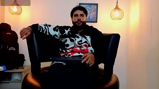 Snapshot of Apolo_rousse1 chatting on 05.29.26 Apolo rousse1 online show from 05.29.26