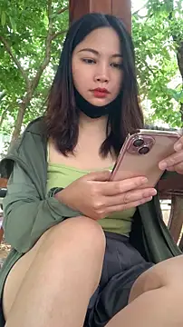 zhizhinaigai online show from 04.18.26