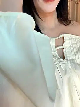 Dior baby online show from 03.17.26