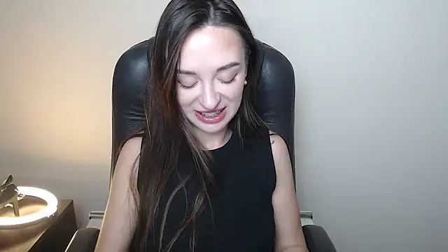 BonnieX  online show from 04.19.26