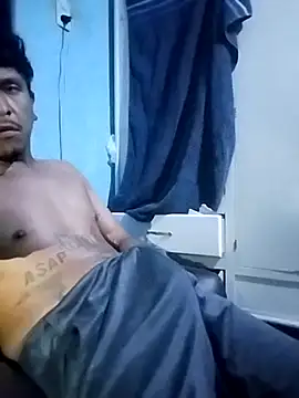 Snapshot of negromaussm chatting on 10.07.25 negromaussm online show from 10.07.25