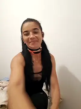 Snapshot of alinaalinutzq chatting on 09.26.25 alinaalinutzq online show from 09.26.25