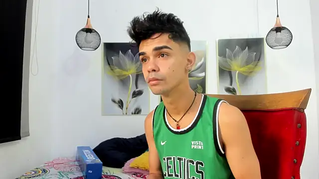 Violet Dream2 online show from 04.18.26