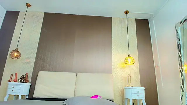 Tiifany Baker online show from 01.17.26