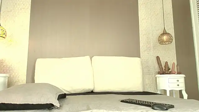 Tiifany Baker online show from 04.20.26