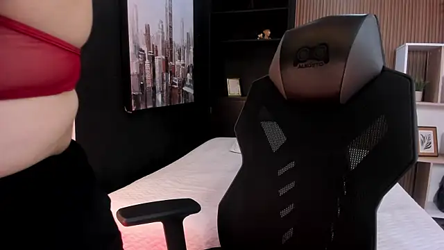 sunnypaytton online show from 04.08.26