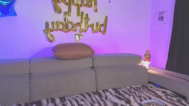 Snapshot of chloe_ember chatting on 11.29.25 chloe ember online show from 11.29.25