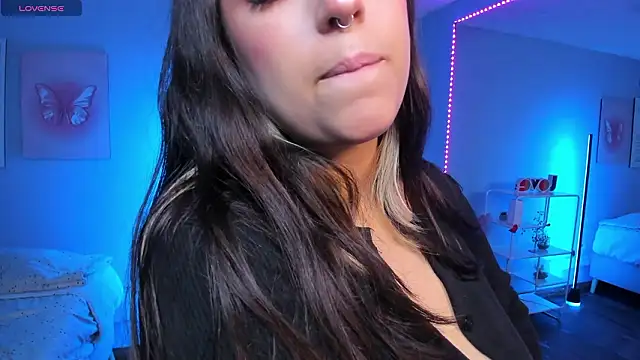 Bella  Lane online show from 03.11.26