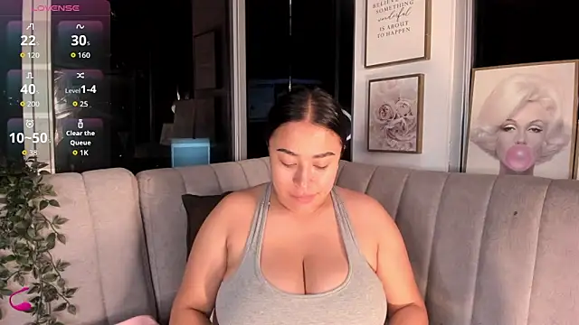 Zoey thompson online show from 10.06.25