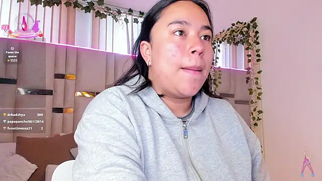 Zoey thompson online show from 02.16.26