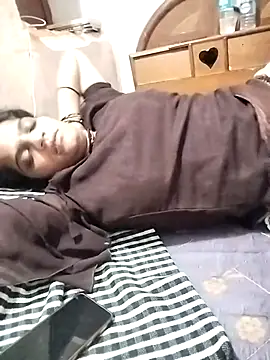 Snapshot of Sofia_kuuu chatting on 09.21.25 Sofia kuuu online show from 09.21.25