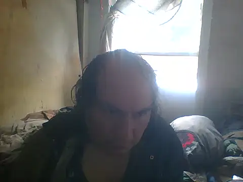 Snapshot of nenade14 chatting on 10.10.25 nenade14 online show from 10.10.25