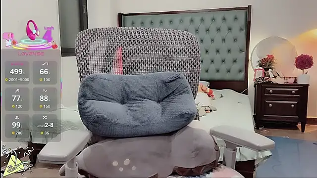 lulu404 online show from 12.15.25