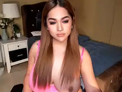 Snapshot of bellaswildcummer chatting on 05.22.26 bellaswildcummer online show from 05.22.26