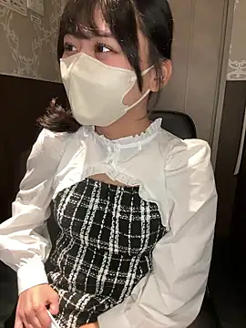Snapshot of 0p-saki-p0 chatting on 09.16.25 0p-saki-p0 online show from 09.16.25