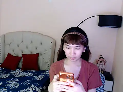 Snapshot of ShantalFoxxy_ chatting on 06.27.26 ShantalFoxxy online show from 06.27.26