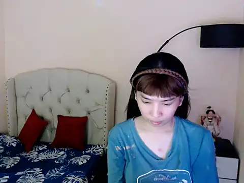 Snapshot of ShantalFoxxy_ chatting on 07.14.26 ShantalFoxxy online show from 07.14.26